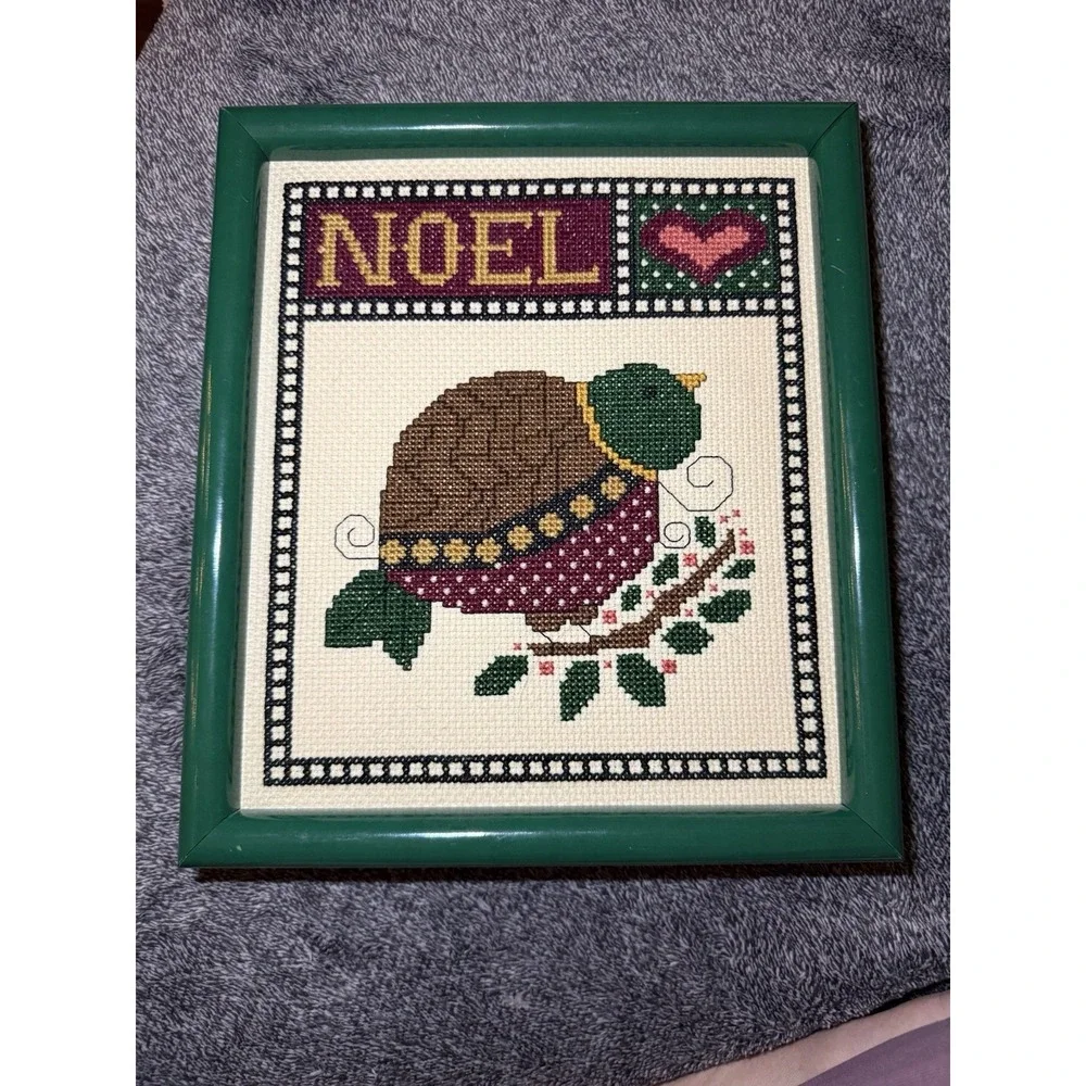 Vintage Framed Needlepoint Noel Bird Christmas Wall Decor‎ 10x9 Handmade